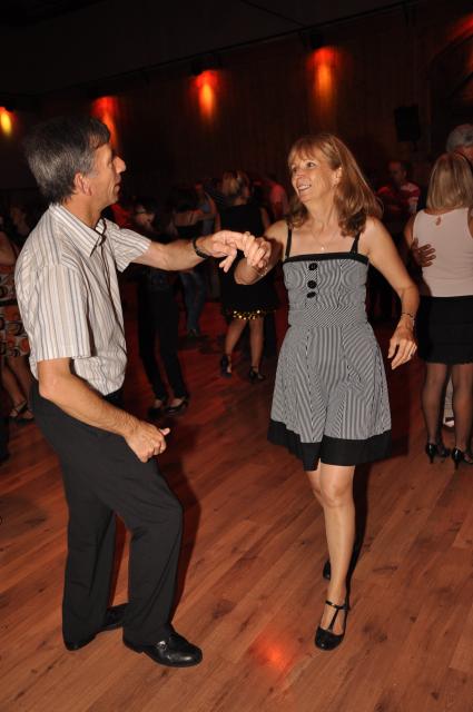 min 2010 10 17 station danse 079